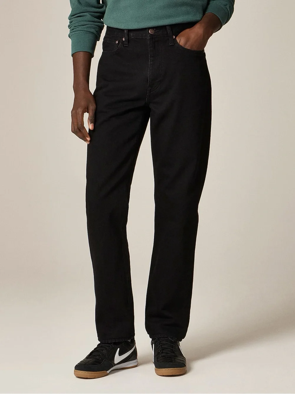 J. Crew Classic Straight jean in black rinse Size 32/32 NWT $168 CC325